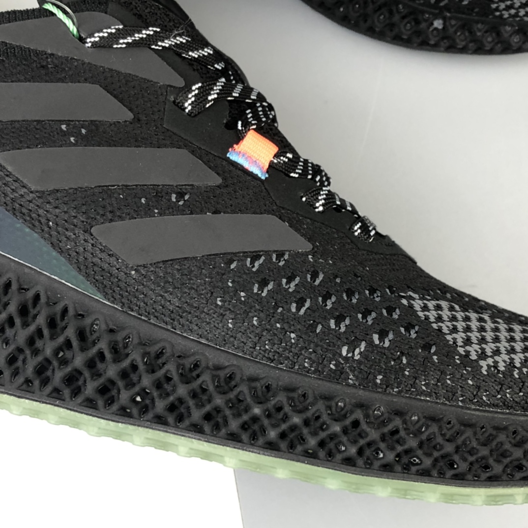 290 Adidas AlphaEDGE 4D 3M反光变色龙 网纱针织呼吸面套脚休闲运动慢跑鞋 FW7093