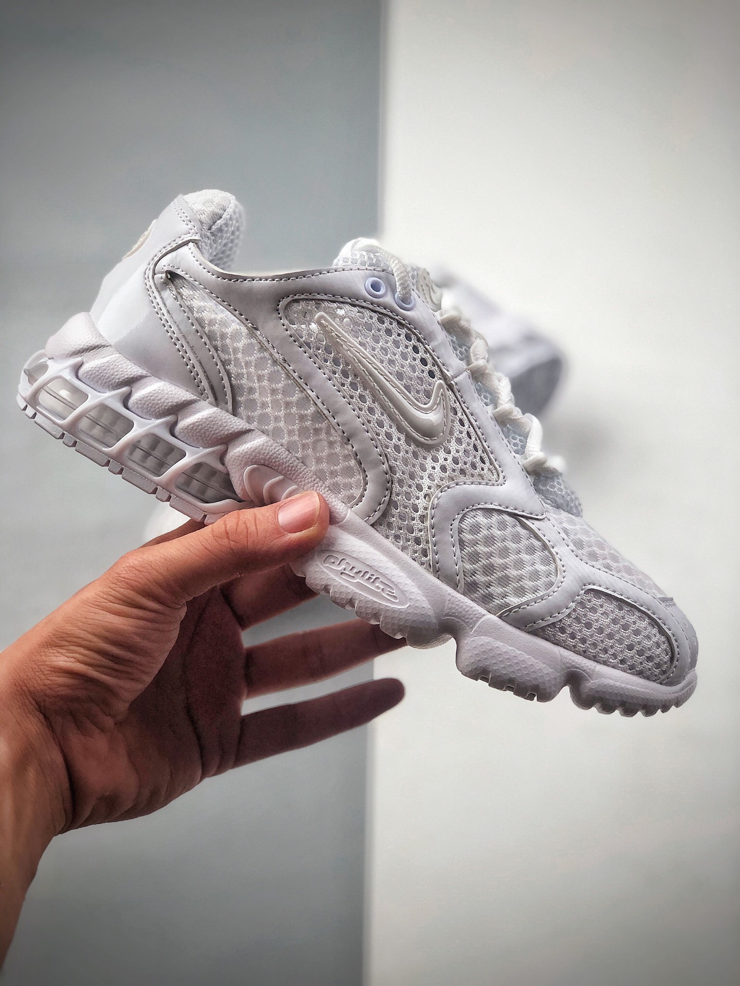 200  Nike Zoom Spiridon Caged 2 纯白不同于 Stussy x Nike 联名款CJ1288-100