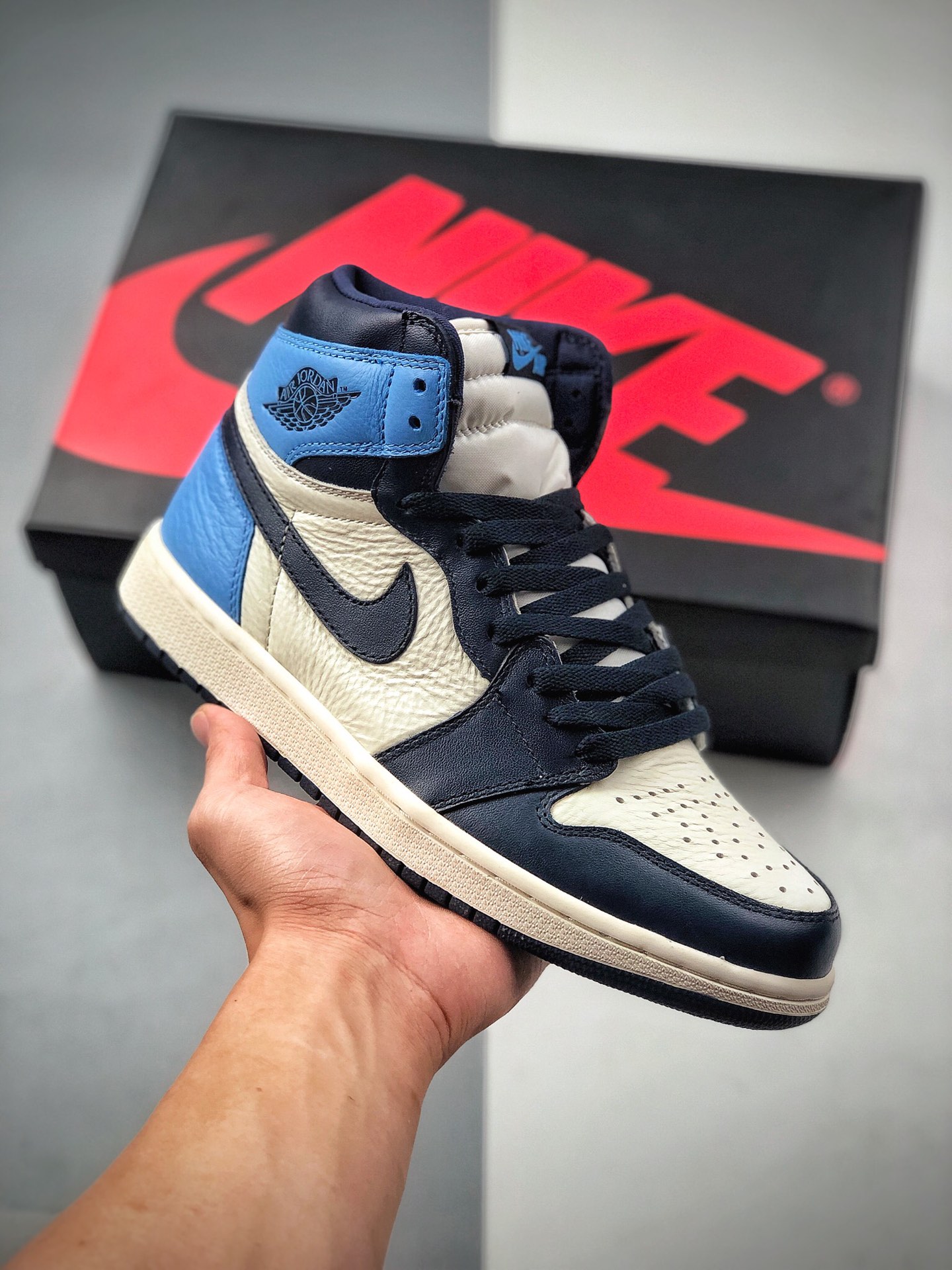 420 Air Jordan 1 High OG “Dark Mocha” 555088-140