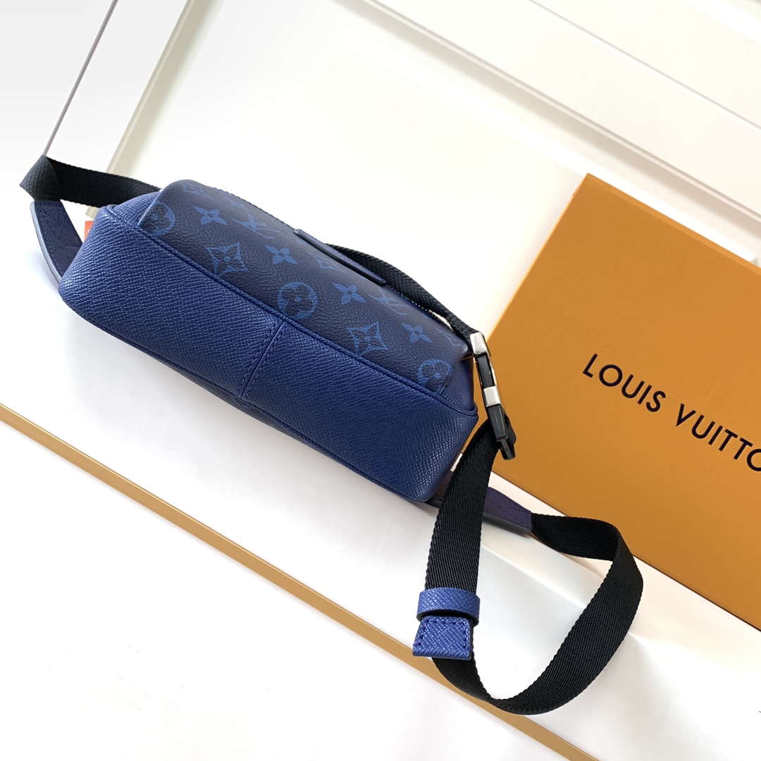 Louis Vuitton Haute Couture Haute Couture Ready-to-Wear Clothing Dress 4