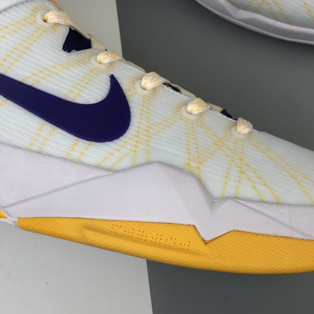 260 Nike Zoom Kobe VII  科比7代复刻实战运动低帮文化篮球鞋 488371-101