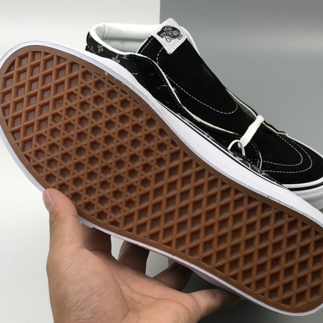 160 LVx Vans Sk8 Hi Vlt Lx LV Logo VN0A4CS5W43