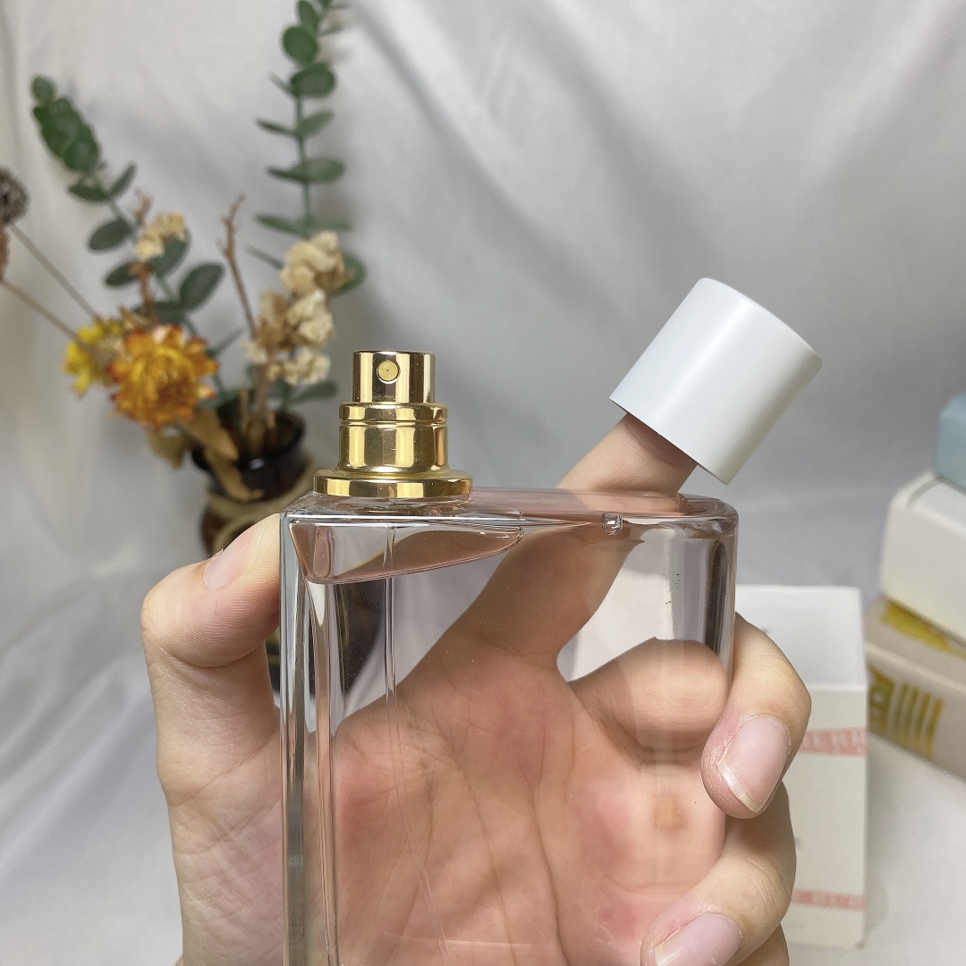 Burberry Her Blossom Eau de Toilette - 100ml - Floral and Fruity Fragrance 6 i1601208648 5349 4