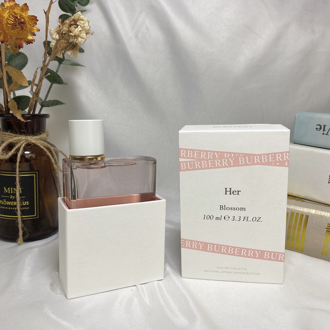 Burberry Her Blossom Eau de Toilette - 100ml - Floral and Fruity Fragrance 10 i1601208648 907 8
