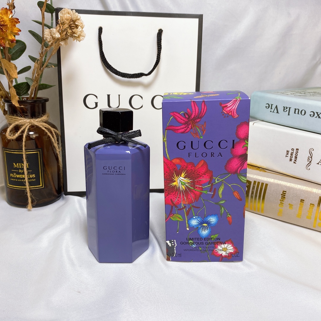 Fashion Replica
 Gucci Perfume Best Like
 Purple Red White Spring Collection