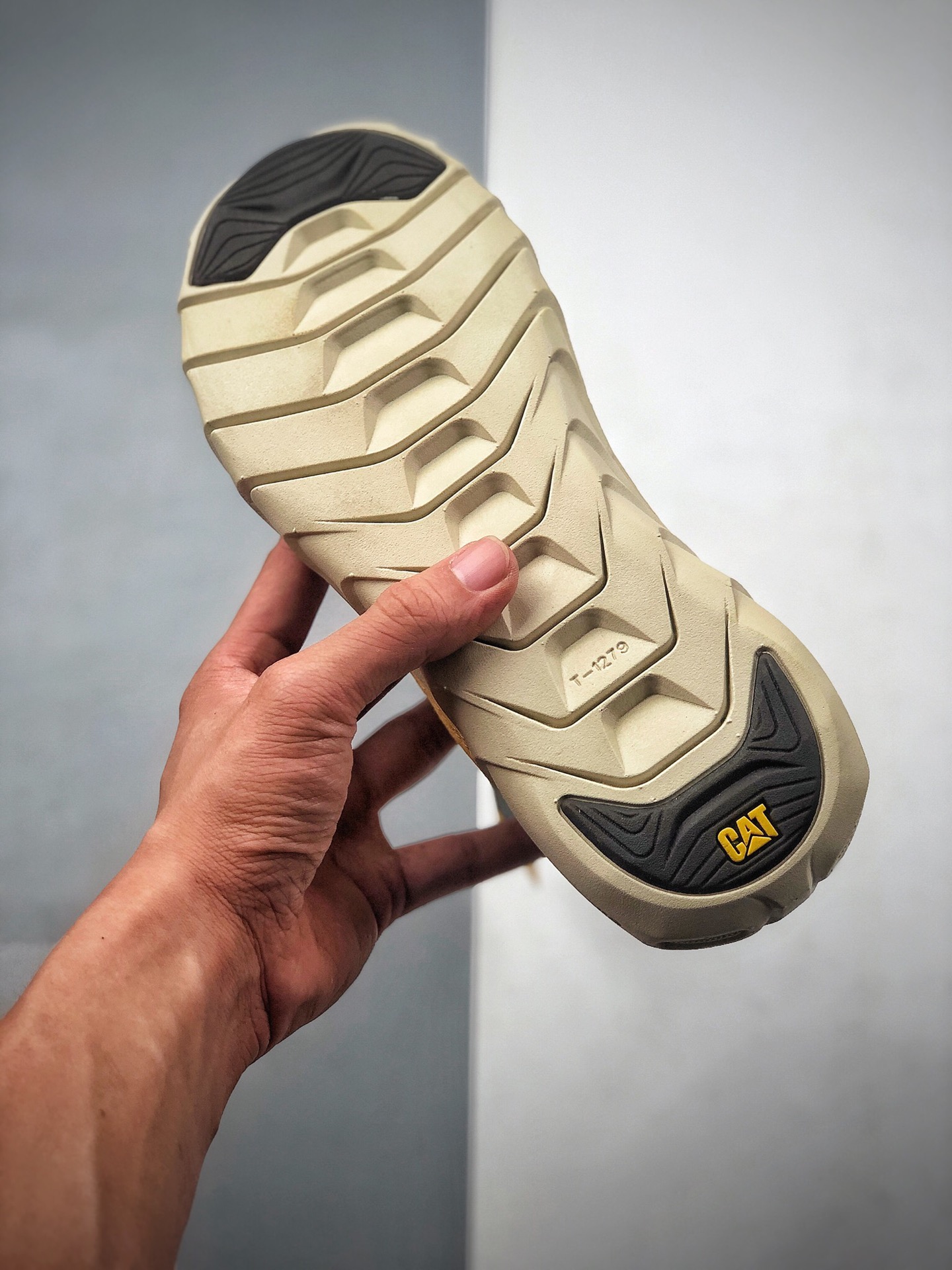 250 CAT FOOTWEAR/ CAT P721087  卡特 登山户外休闲靴