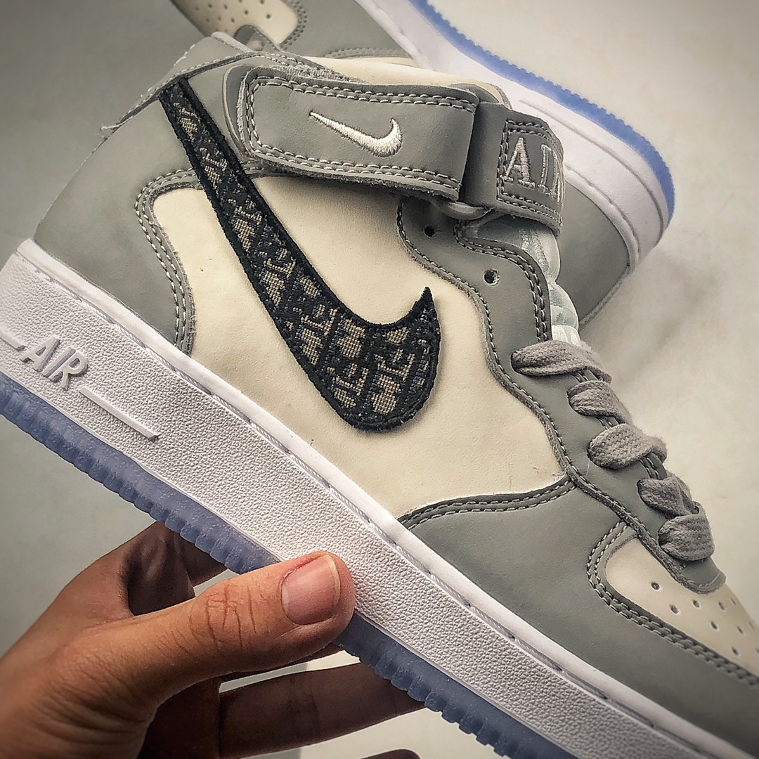 250 公司级Nike Air Force 1 RNike WMNS GUCCI 为经典设计注入玩味元素品牌CN8606-009