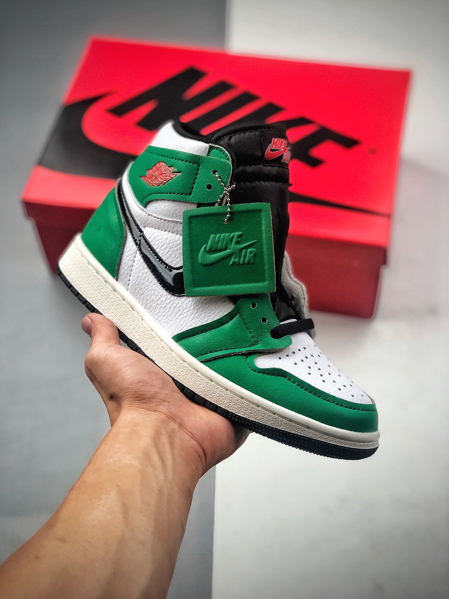 260  公司级Air Jordan 1 High OG“ Lucky Green”高帮 新凯尔特人AJ1 DB4612-300