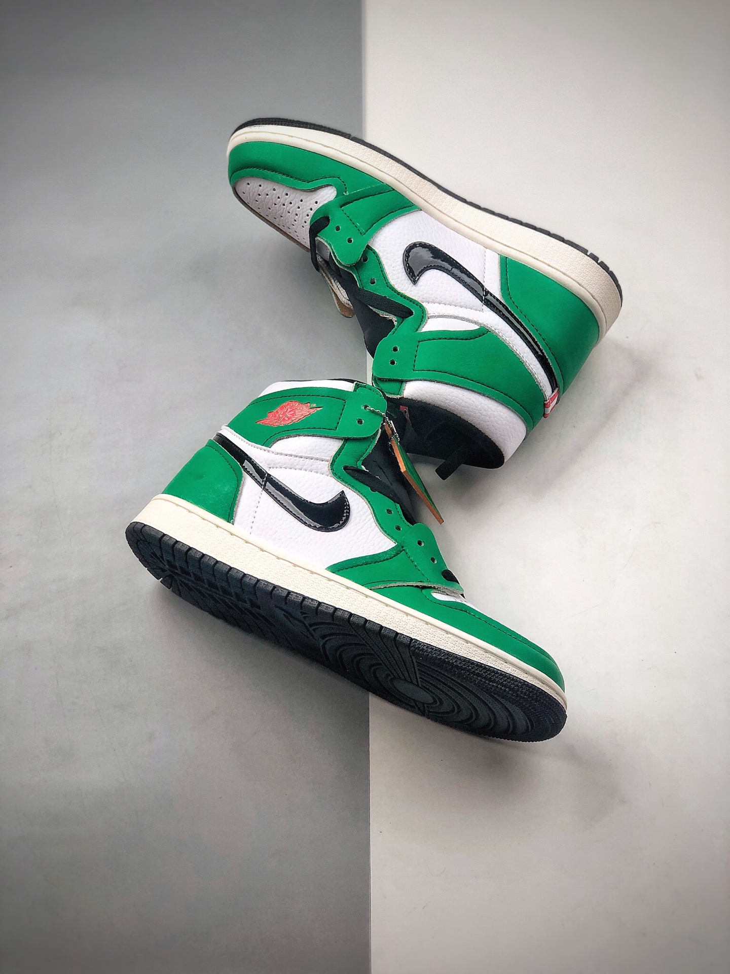 260  公司级Air Jordan 1 High OG“ Lucky Green”高帮 新凯尔特人AJ1 DB4612-300