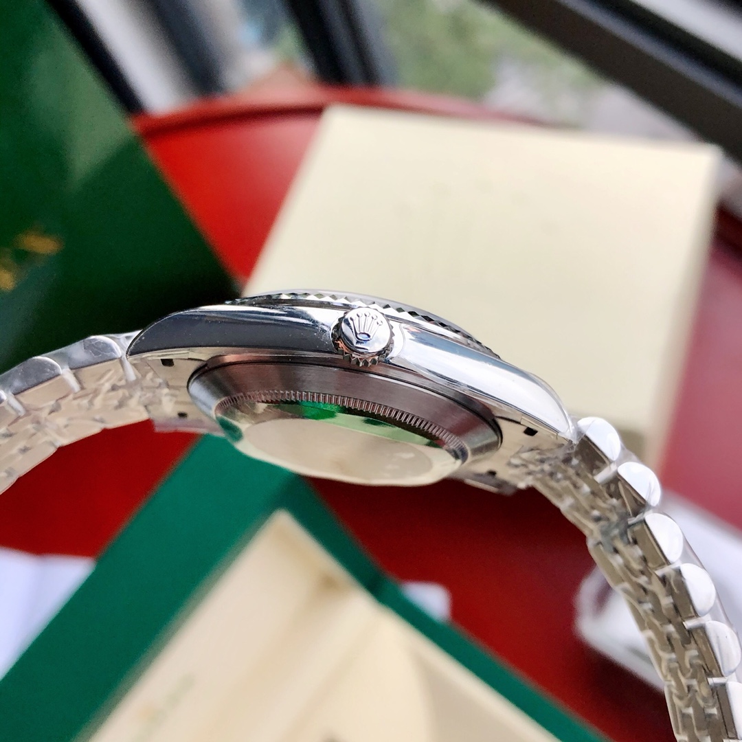 Rolex Day-Date Wristwatch包,手表 7