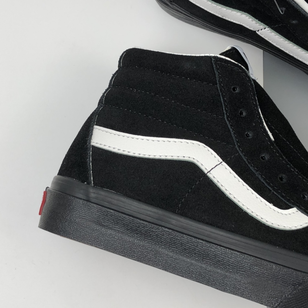 170 Vans Pig Suede Old Sk8-Hi 万斯 麂皮黑武士 高帮硫化板鞋 VN0A4BV618L