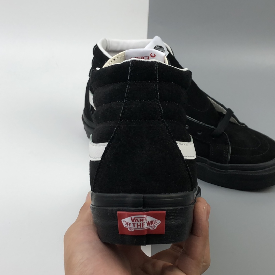 170 Vans Pig Suede Old Sk8-Hi 万斯 麂皮黑武士 高帮硫化板鞋 VN0A4BV618L