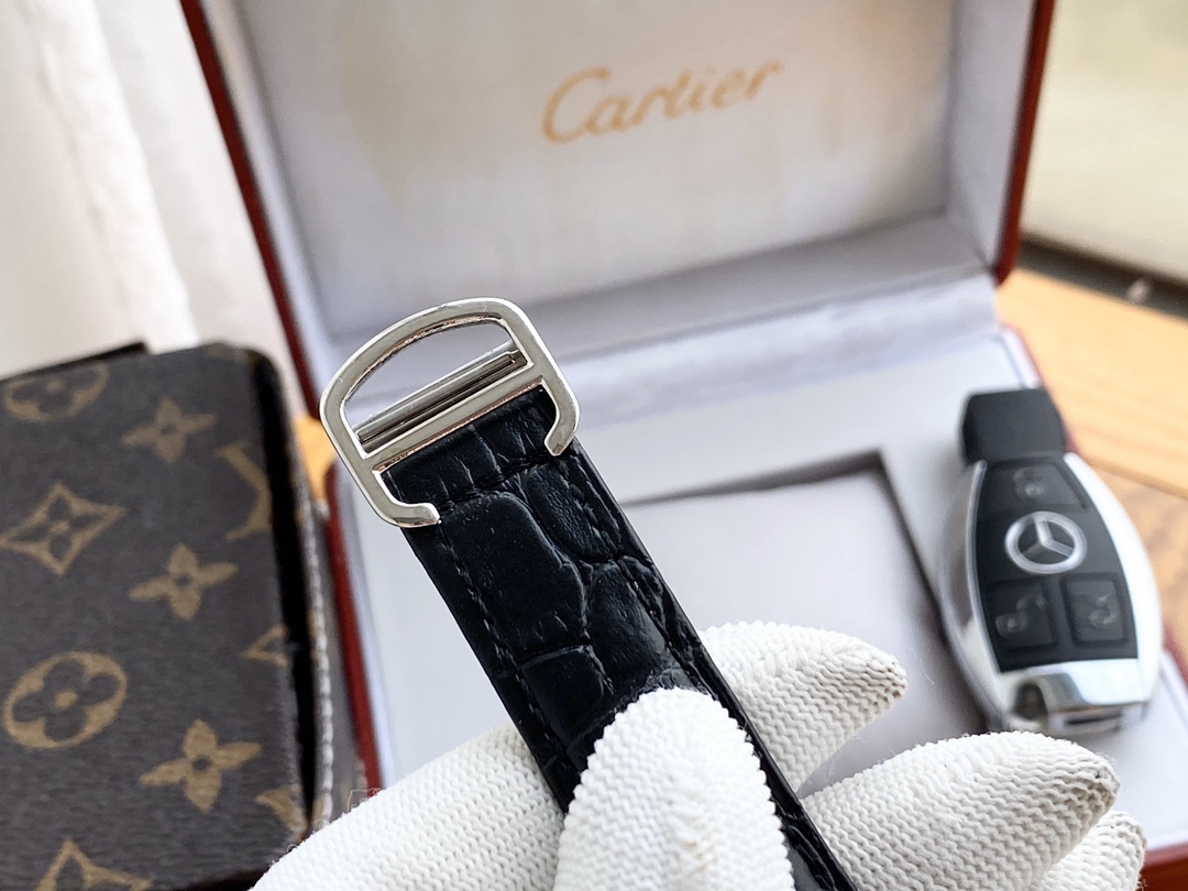 カデイア-CARTIER Drive de Cartier 男性用腕時計