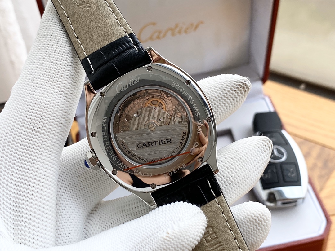 カデイア-CARTIER Drive de Cartier 男性用腕時計