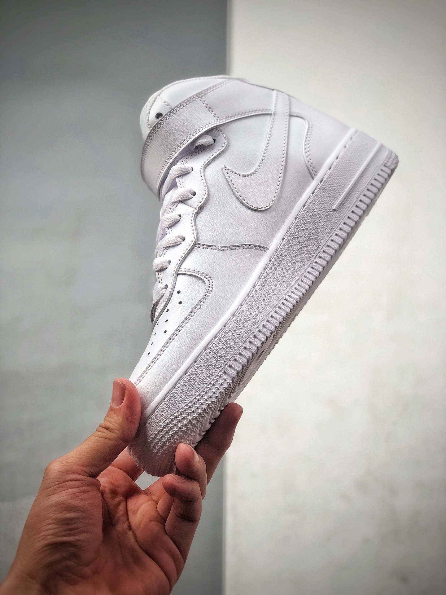 200 NIKE AIR FORCE 1 ‘07 空军一号经典高帮百搭休闲运动板鞋315123-111