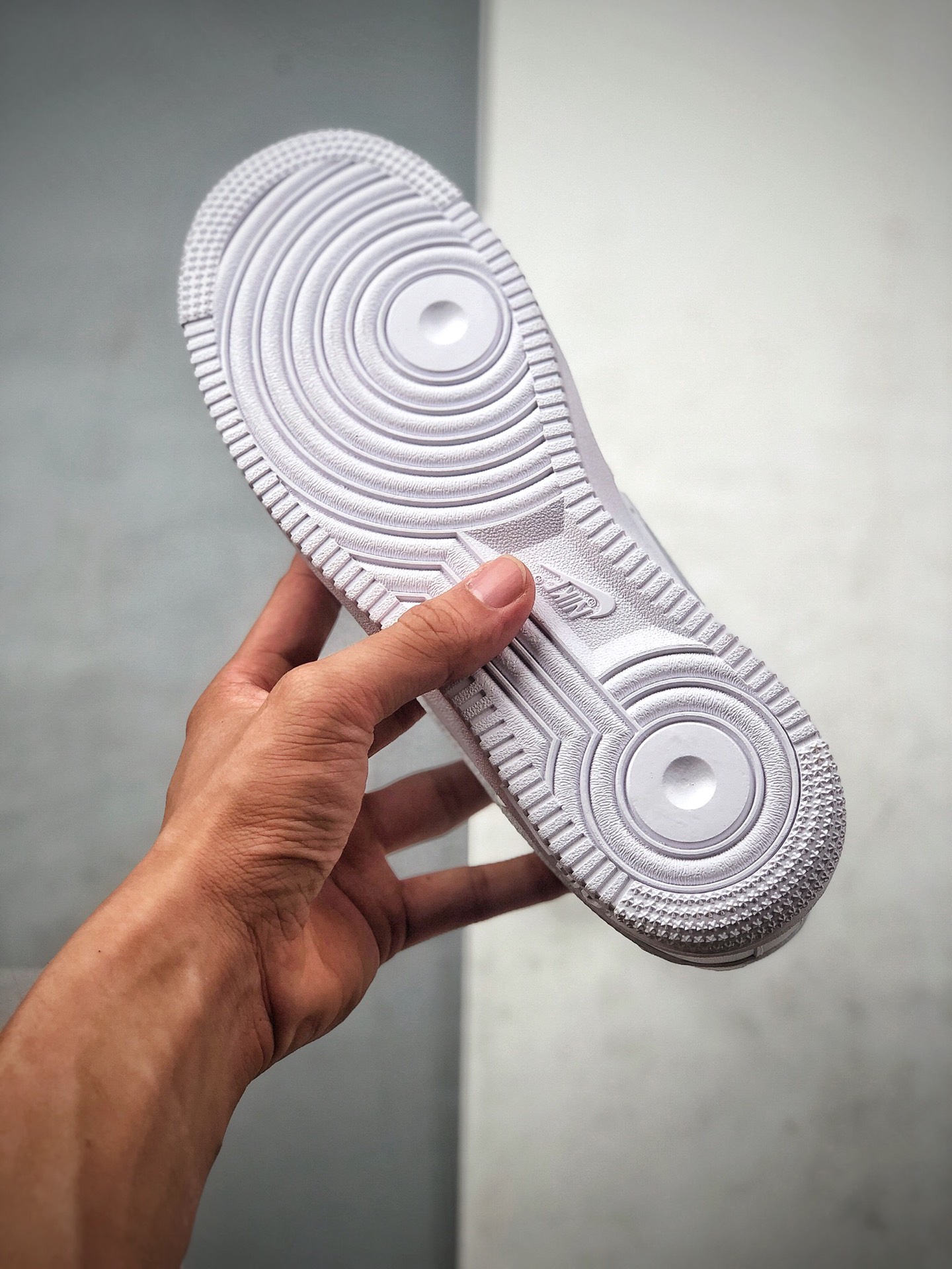 180 NIKE AIR FORCE 1 ‘07 空军一号经典低帮百搭休闲运动板鞋  315123-111