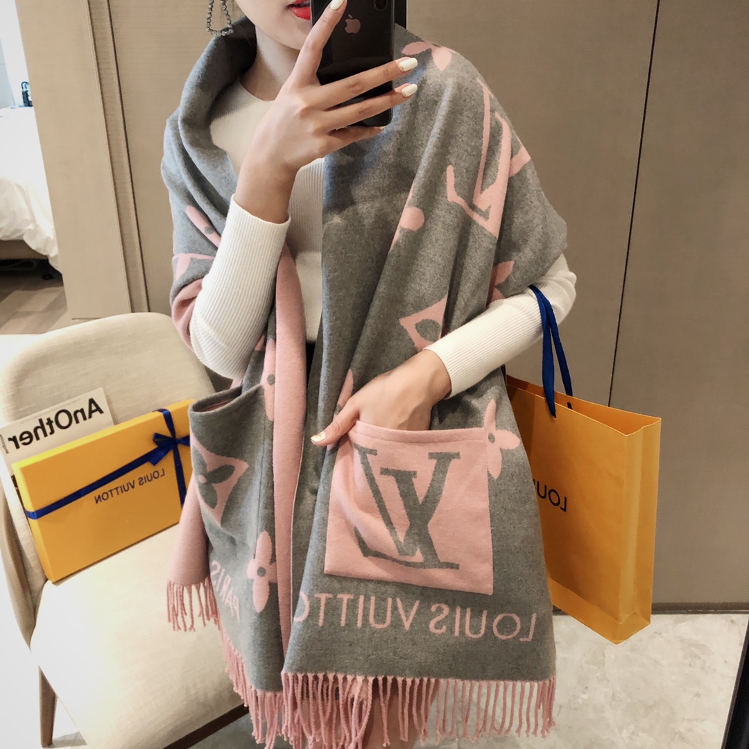 Louis Vuitton Scarf Fashion