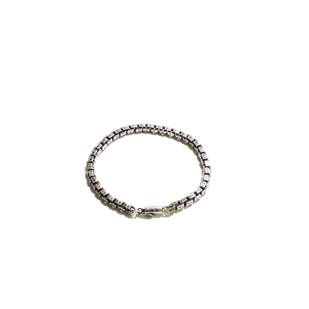 Chrome Hearts MZ出品 开版 【新品上架】𝐂𝐡𝐫𝐨𝐦𝐞 𝐡𝐞𝐚𝐫𝐭𝐬 克罗心方格字母手链