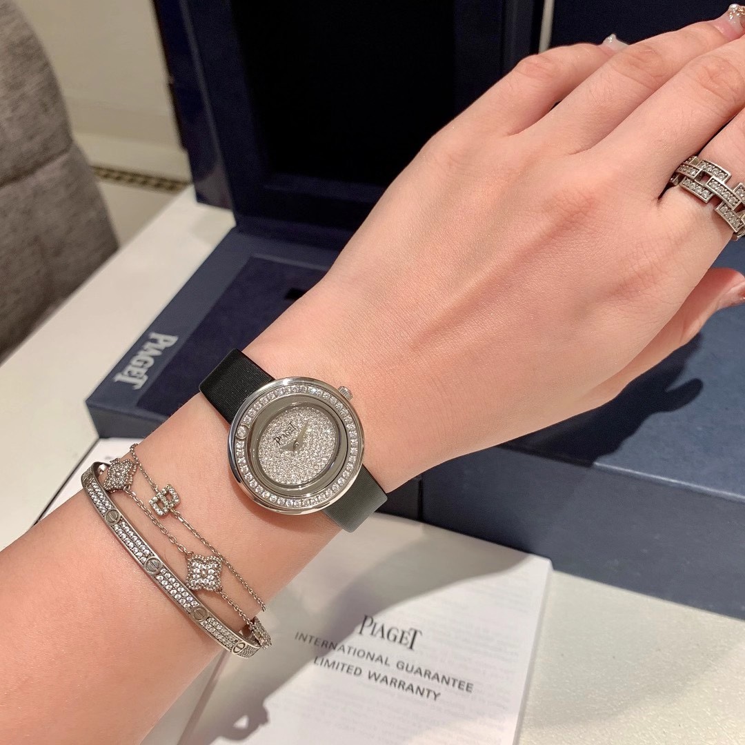 Piaget 伯爵PIAGPOSESSION系列 完美品相 360度可旋转耀眼钻圈 时来运转好寓意