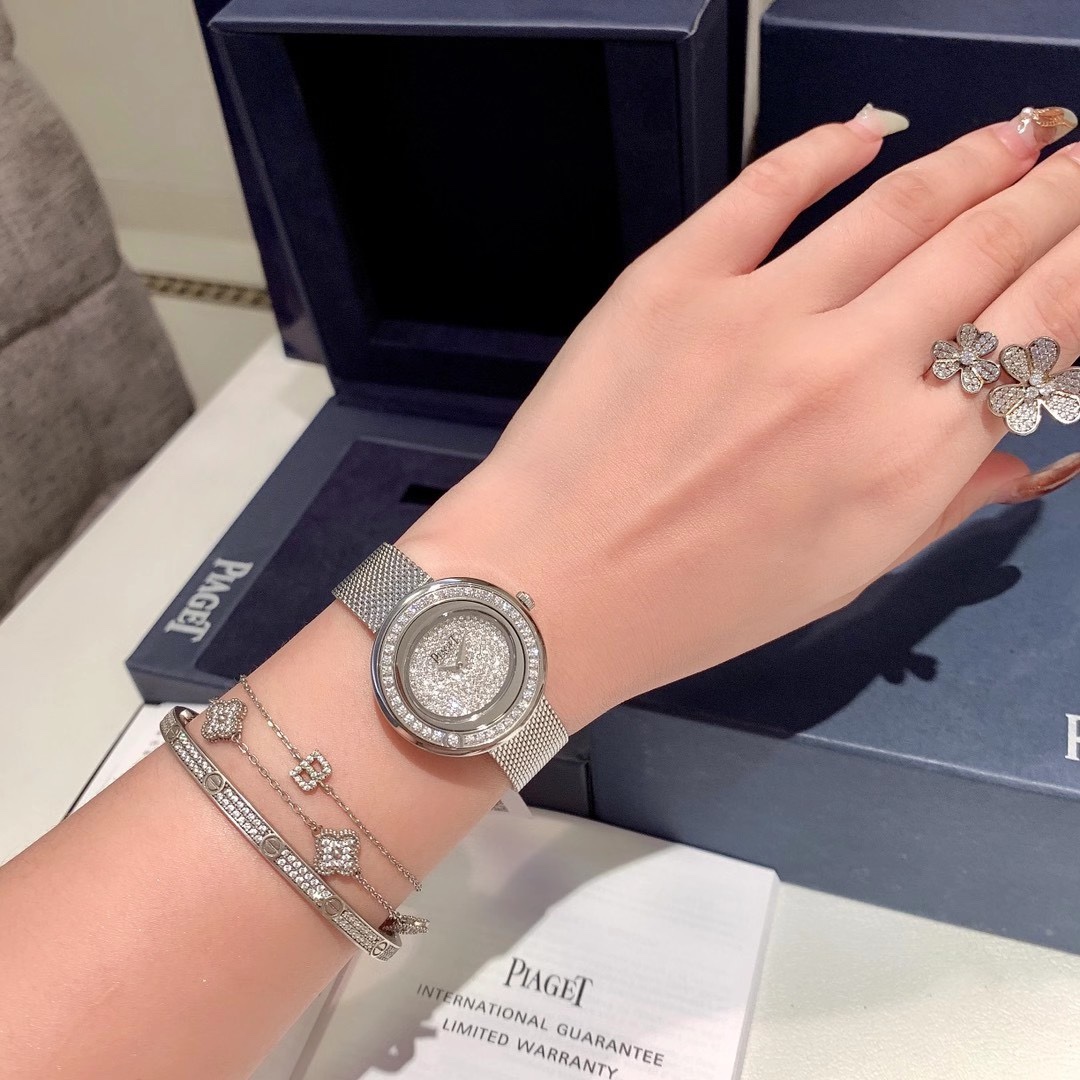 Piaget 伯爵PIAGPOSESSION系列 完美品相 360度可旋转耀眼钻圈 时来运转好寓意