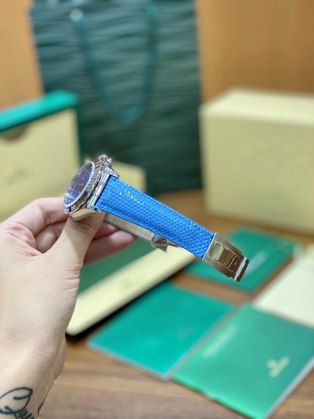 Rolex 全新劳‮士力‬潮版贝母盘迪通拿