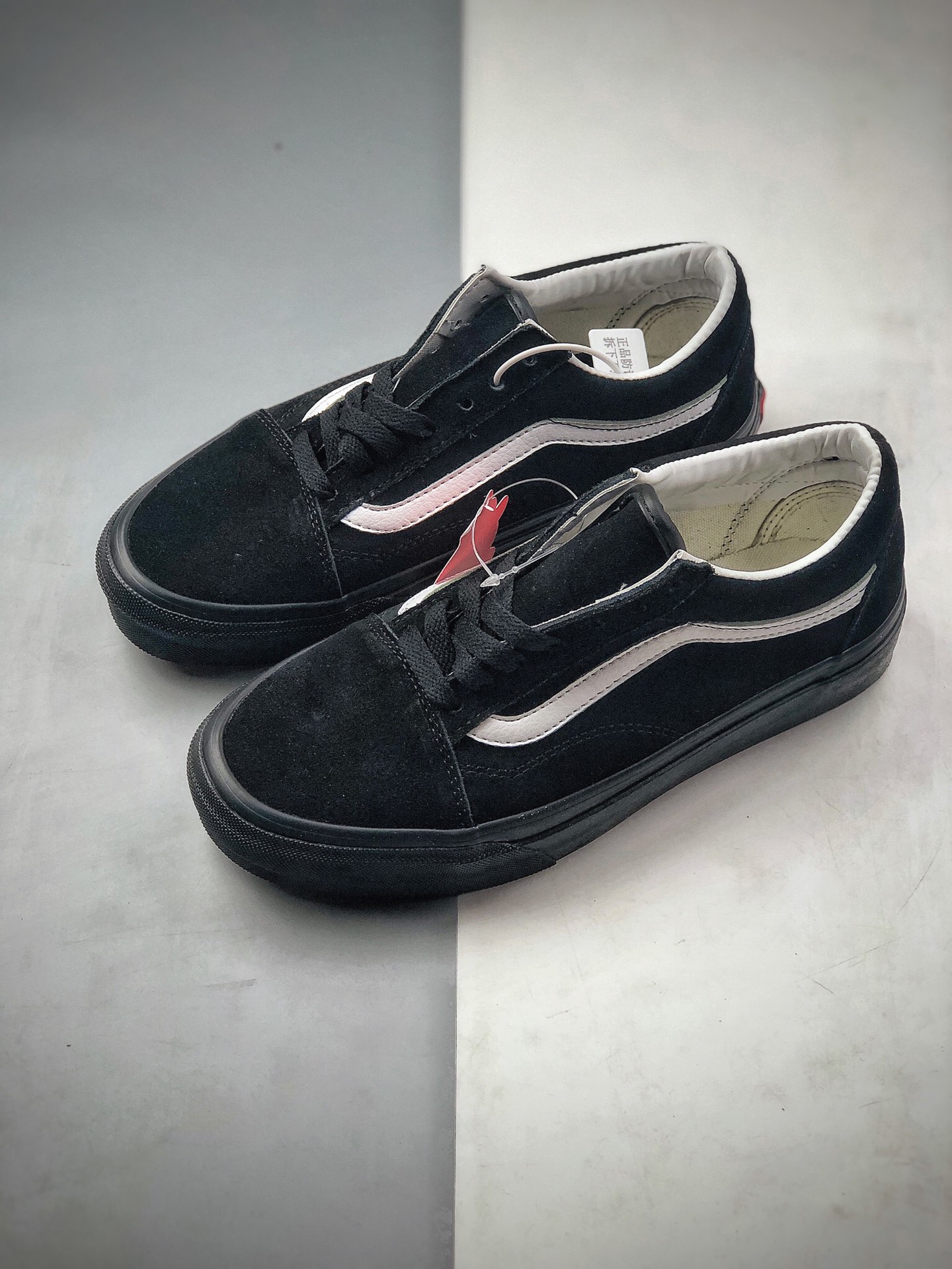 160  上脚效果炸裂秋冬麂皮系列第一弹 Vans Pig Suede Old Skool 万斯 麂皮黑武士 低帮硫化板鞋 VN0A4U3B18L