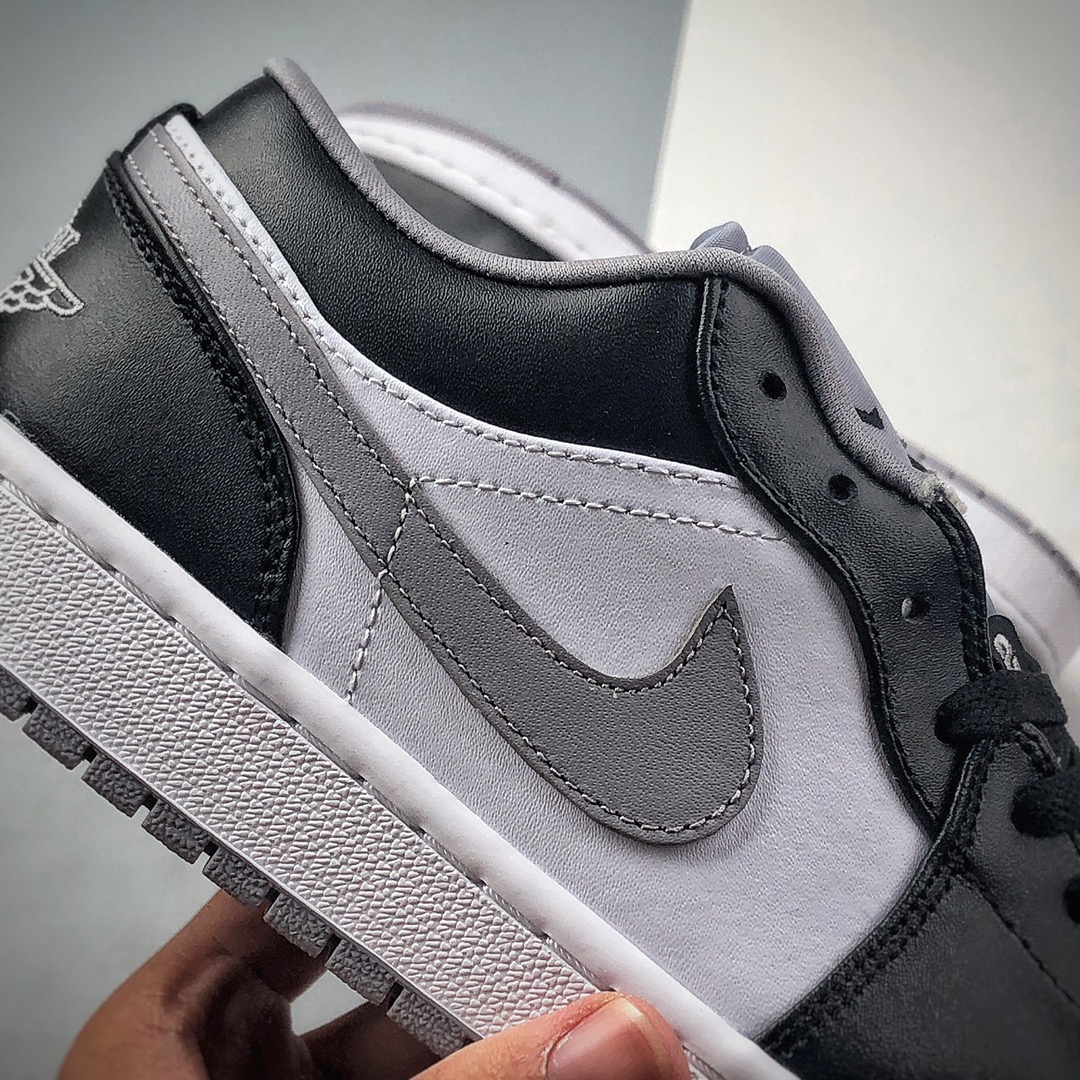 230 Air Jordan 1 Low 低帮黑灰采用黑脚趾设计风格553558-039