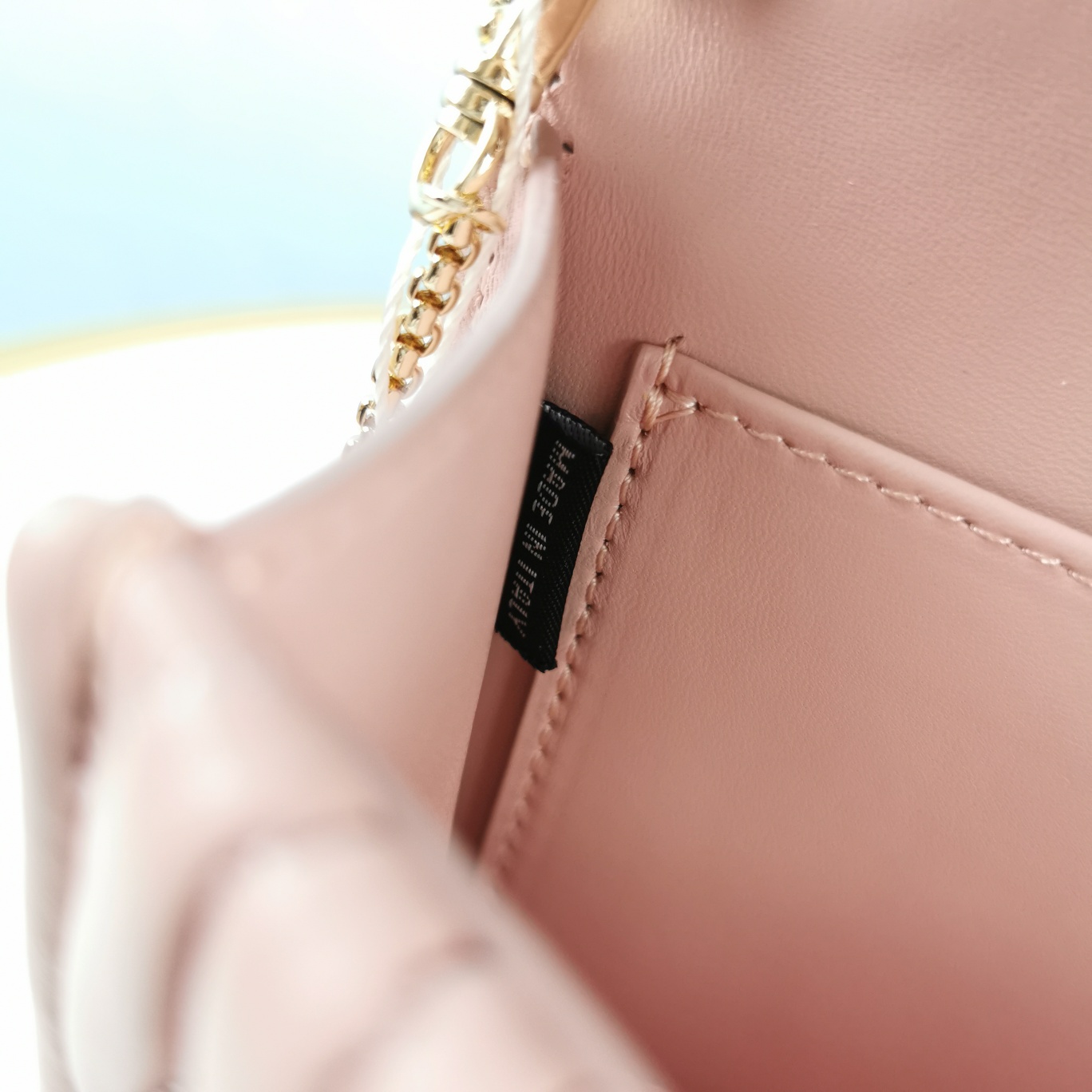 MIU MIU缪缪Matelasse顶级进口小羊皮圆环小雏菊钻扣单肩斜挎包5BH095