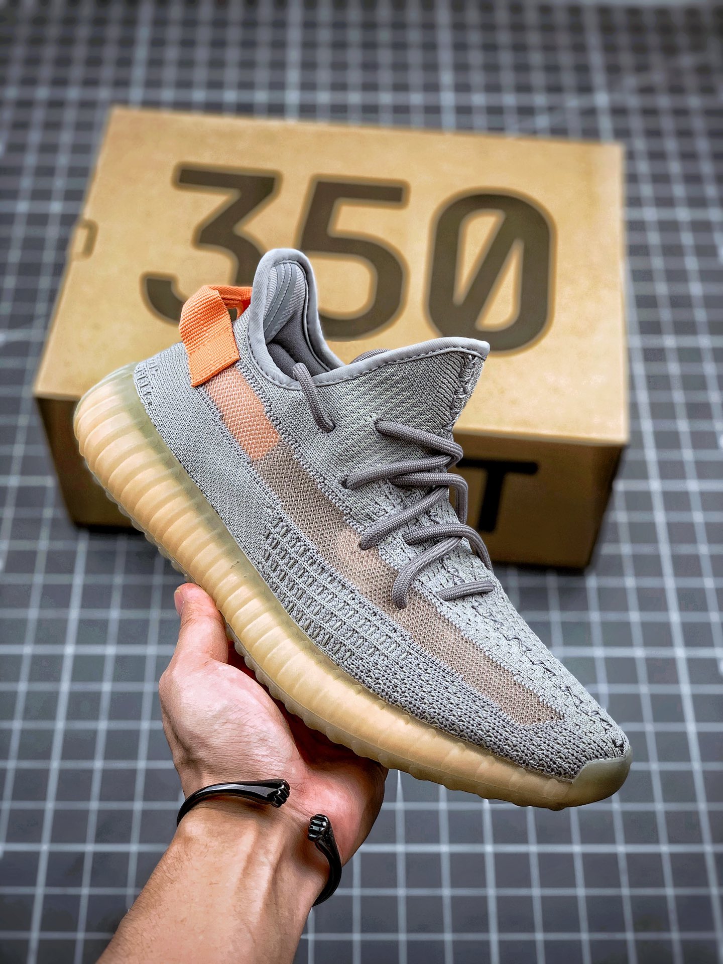 Adidas Yeezy 350 Boost V2 "True Form" gris naranja, edición limitada europea, pedido designado por clientes d…