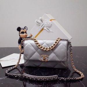 Chanel Classic Flap Bag Crossbody & Shoulder Bags Wholesale Replica Sheepskin Fall/Winter Collection Chains
