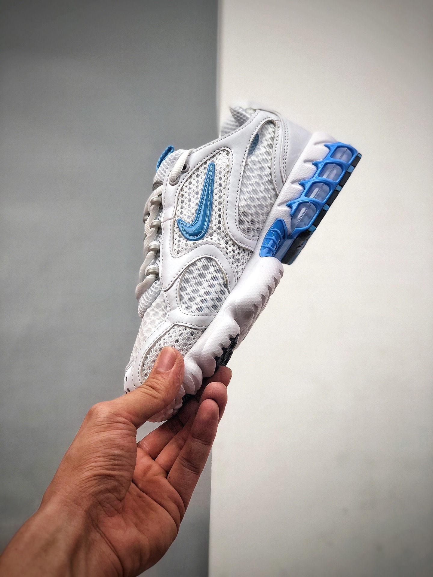 200  Nike Zoom Spiridon Caged 2 白蓝不同于 Stussy x Nike 联名款CD3613-100