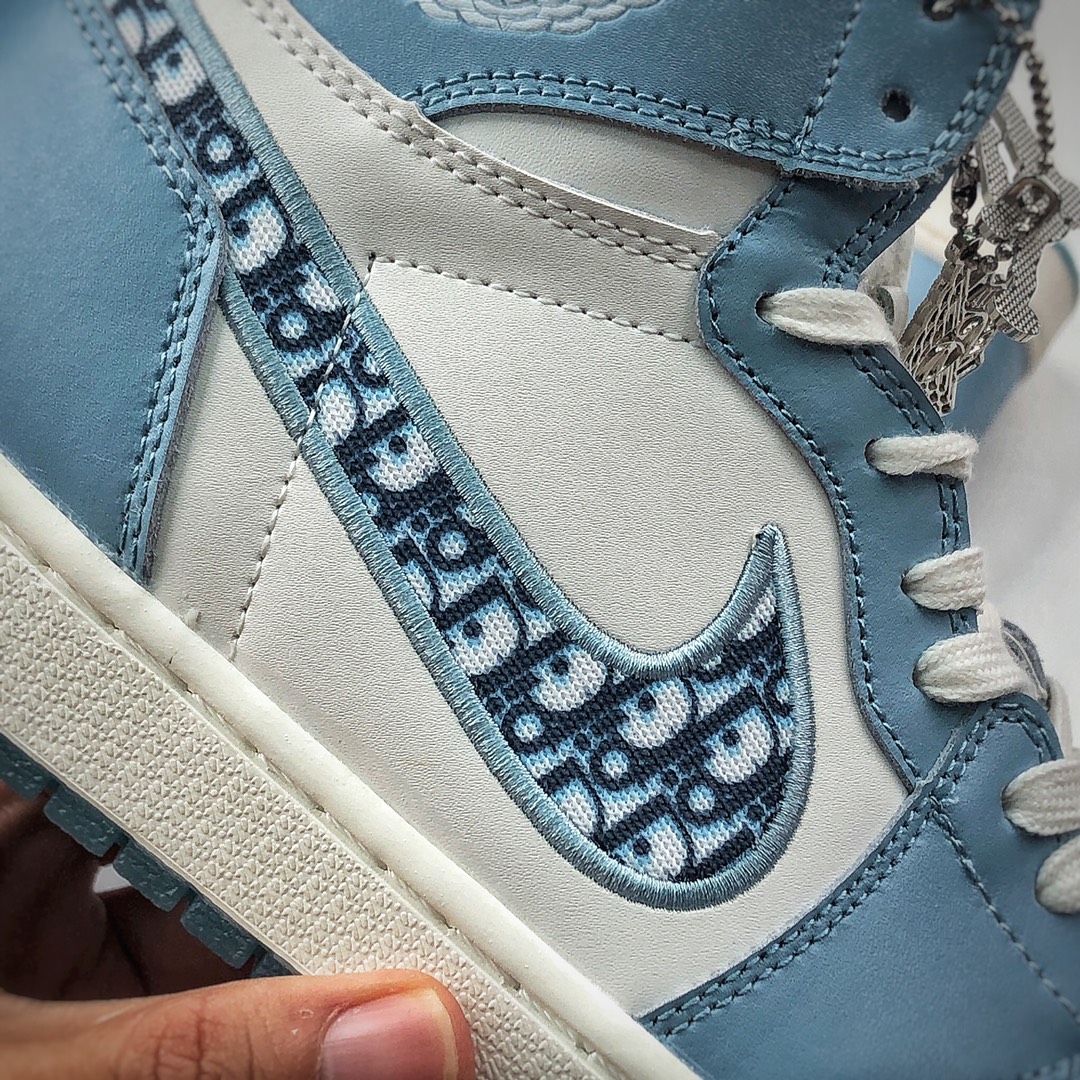 300 耐克 Dior x Air Jordan 1 HI OG “迪奥联名”AJ1高帮休闲篮球鞋
