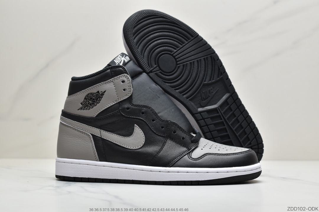 230 公司级Air Jordan 1 OG Retro High “Black Toe” 黑脚趾 555088-125