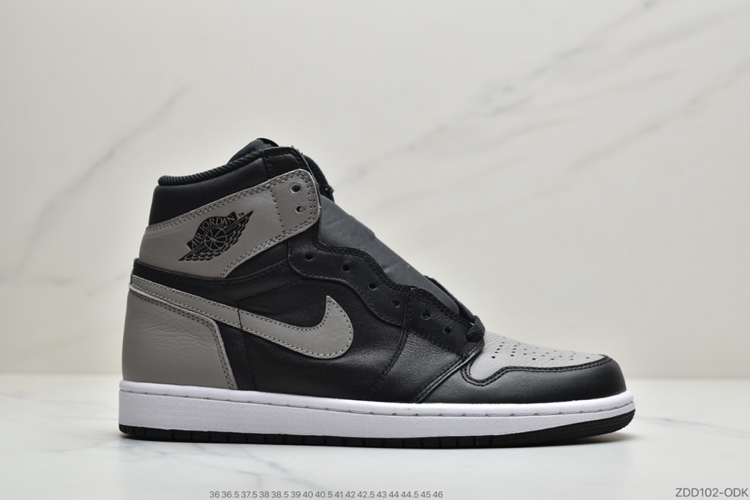 230 公司级Air Jordan 1 OG Retro High “Black Toe” 黑脚趾  555088-125