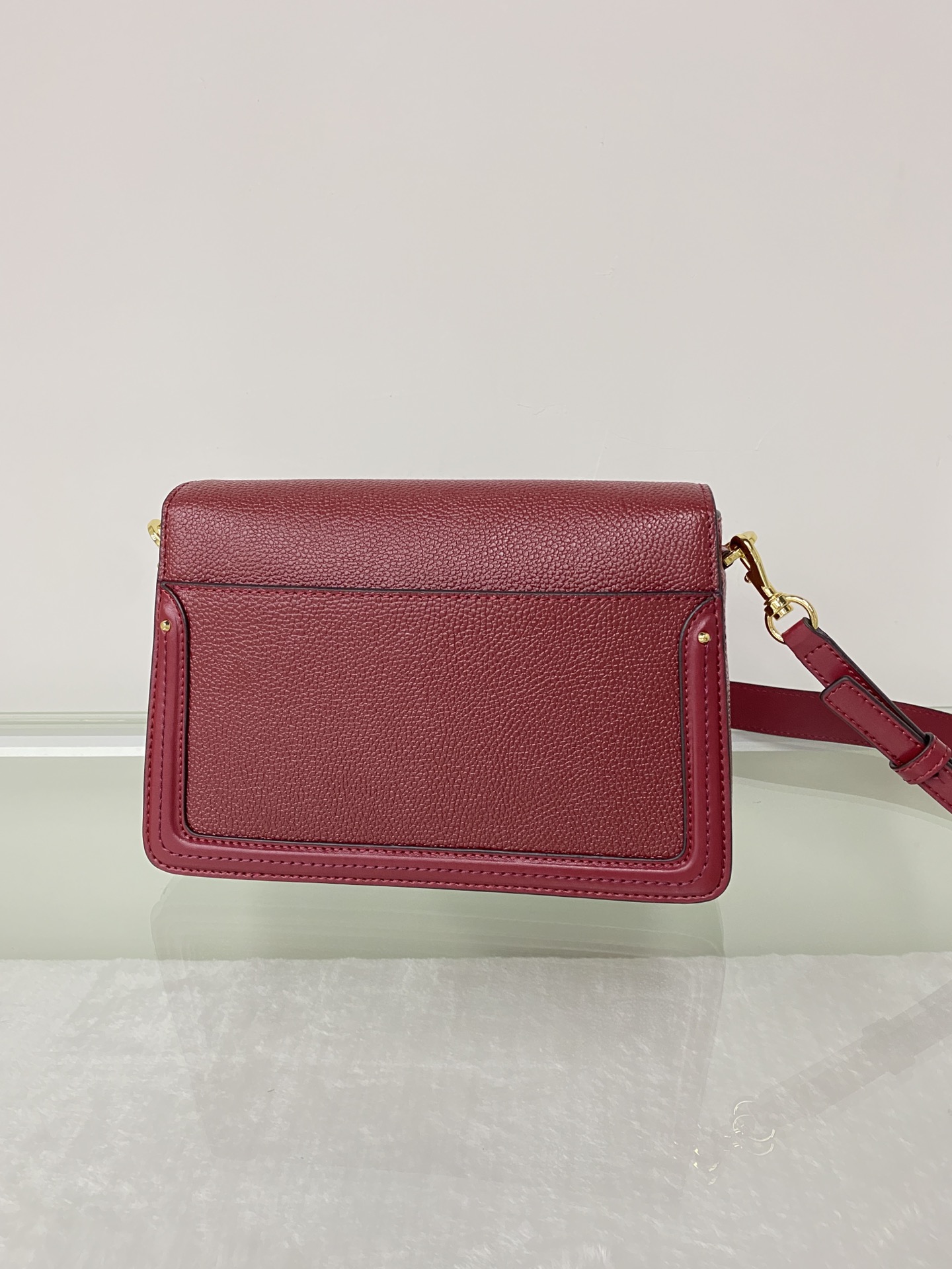 Michael Kors ～mk Jessie 女士单肩包，纯色牛皮酒神包