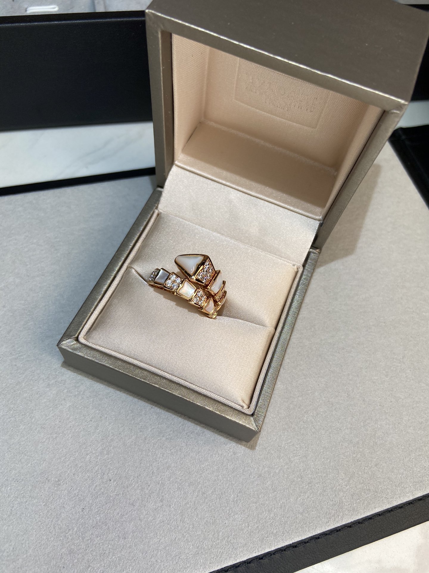 Bvlgari ring