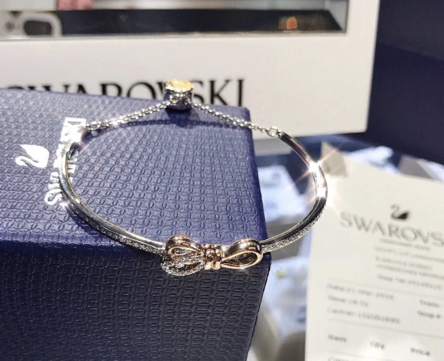 NO:766875,Swarovski Bow Bracelet Counter One to One Alloy Version, Swarovski Bracelet19860909施华洛蝴蝶结手环 专柜一比一合金版本,施华洛手环,Jewelry