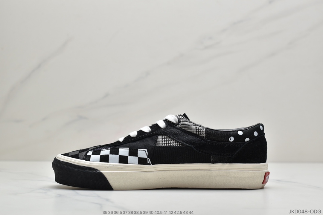 160 公司级英国知名球鞋店铺Size x Vans Bold Ni”Patchwork III/Black/Truewht”经典复古大LOGO休闲运动硫化百搭板鞋“VN0A3WLP4UM1
