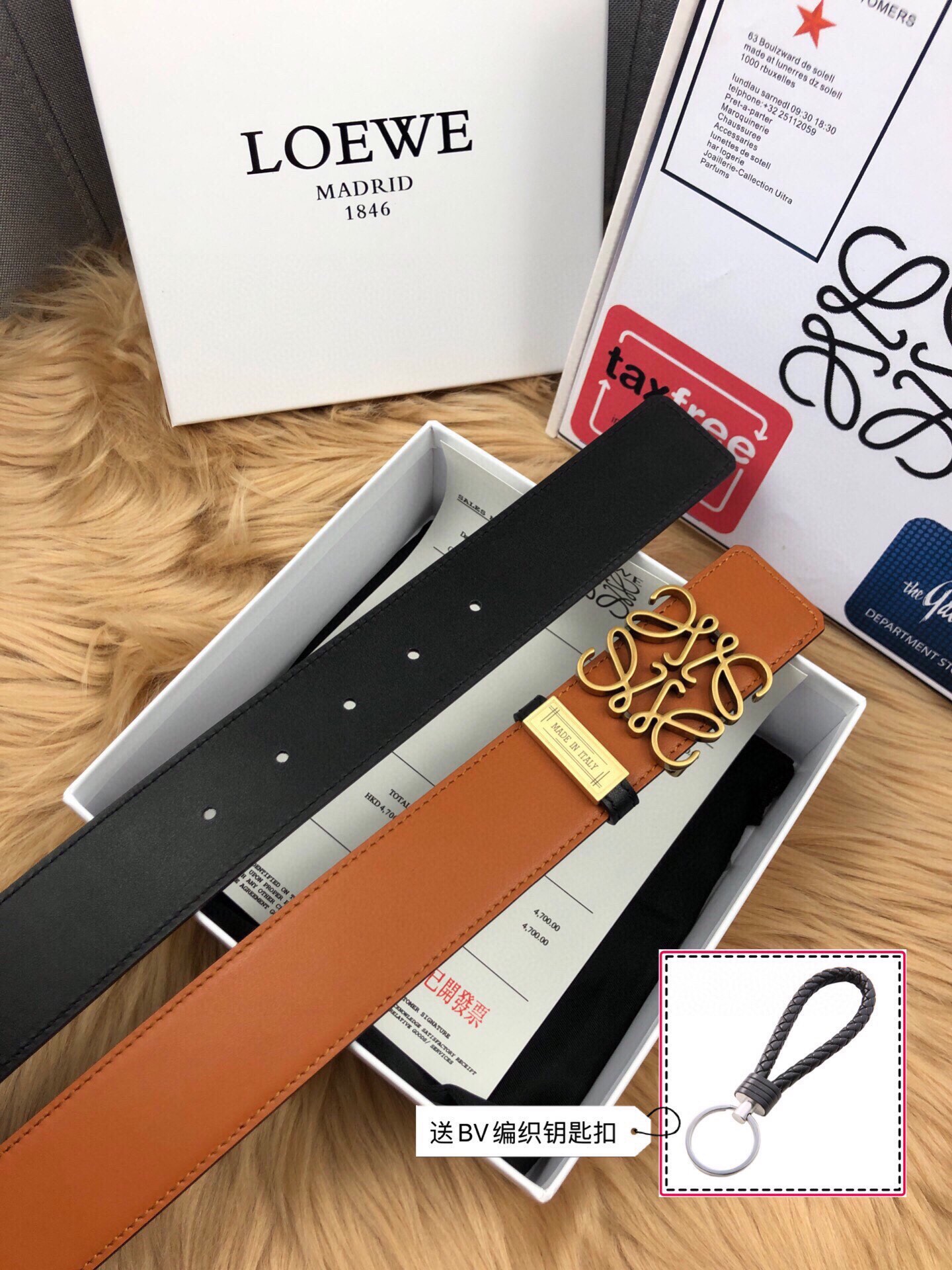 Loewe LOEWE 150 宽度：3 8cm 最新双面平纹牛皮设计 搭配 款 精品扣