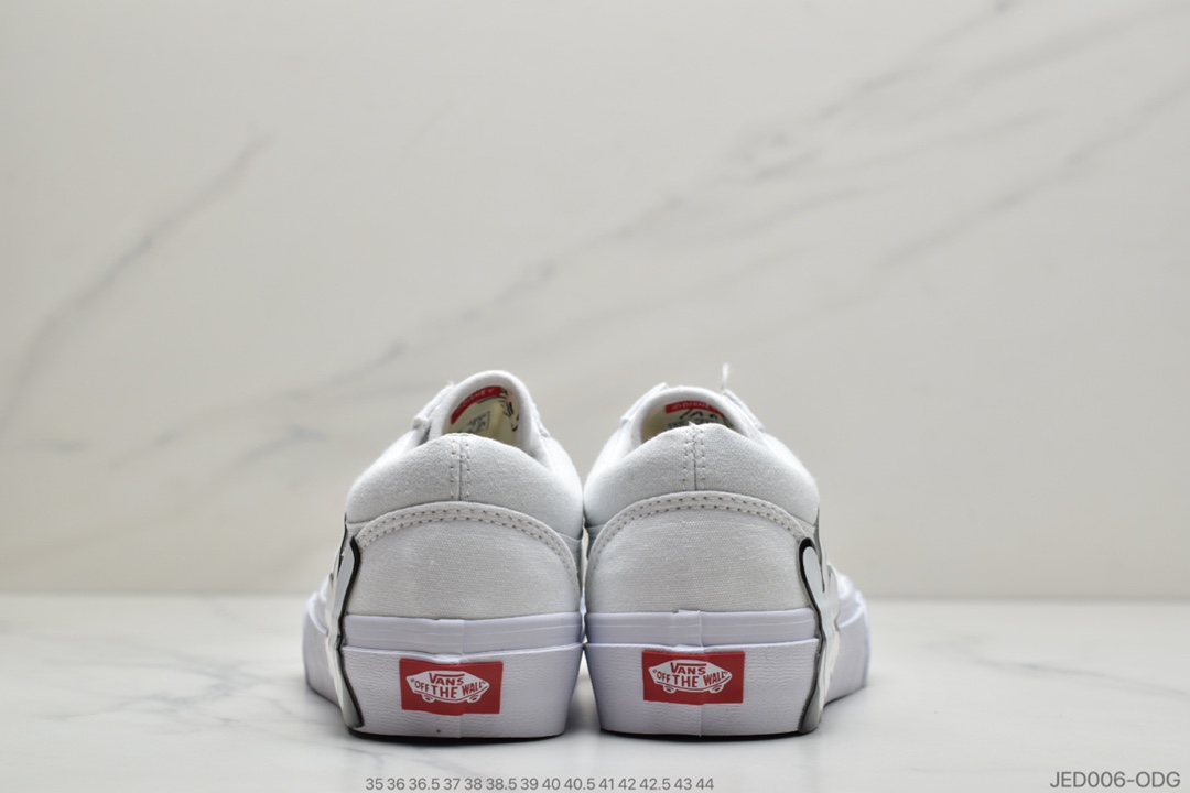 150 公司级范斯/VANS X Disney Old Skool 迪士尼米奇联名限量款手掌纯白色男女版鞋