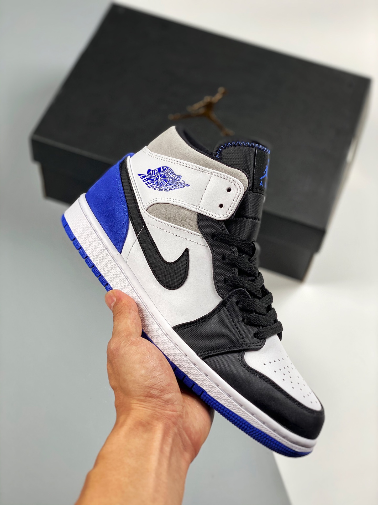Nuevo producto🚀#Exclusivo Único nivel original puro en el mercado Air Jordan 1 Mid SE blanco azul Serie media Nueva ta…