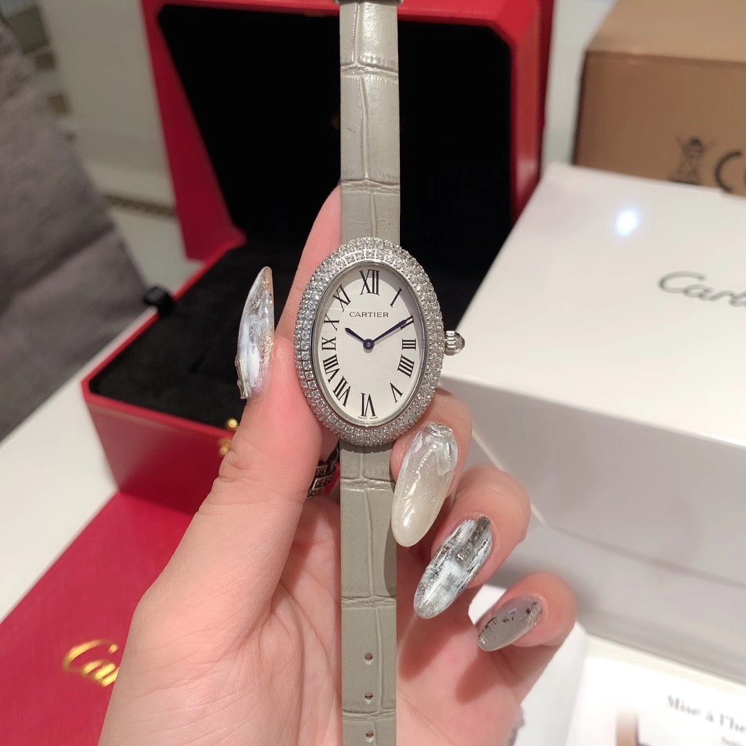 Cartier 卡地亚Baignoire浴缸系列腕表