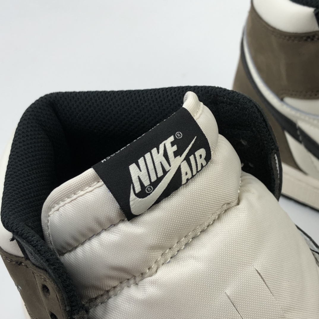 430 ST版本 Air Jordan 1 High OG“Dark Mocha”乔丹一代篮球鞋 摩卡 小倒钩 555088-105
