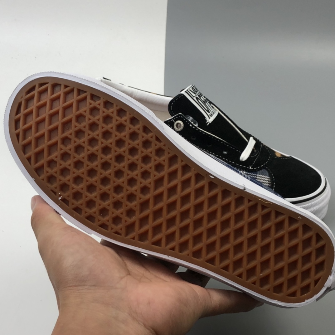 150 Vans x Sandy Liang 联名款低帮休闲板鞋 VN0A4BU6XW1