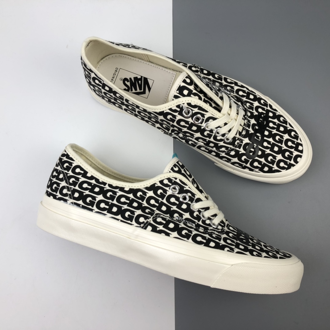 150 Comme des Garcons x Vans Authentic CDG Logo 川久保玲 万斯联名限定 原盒配置 VN0A4BV9SHM
