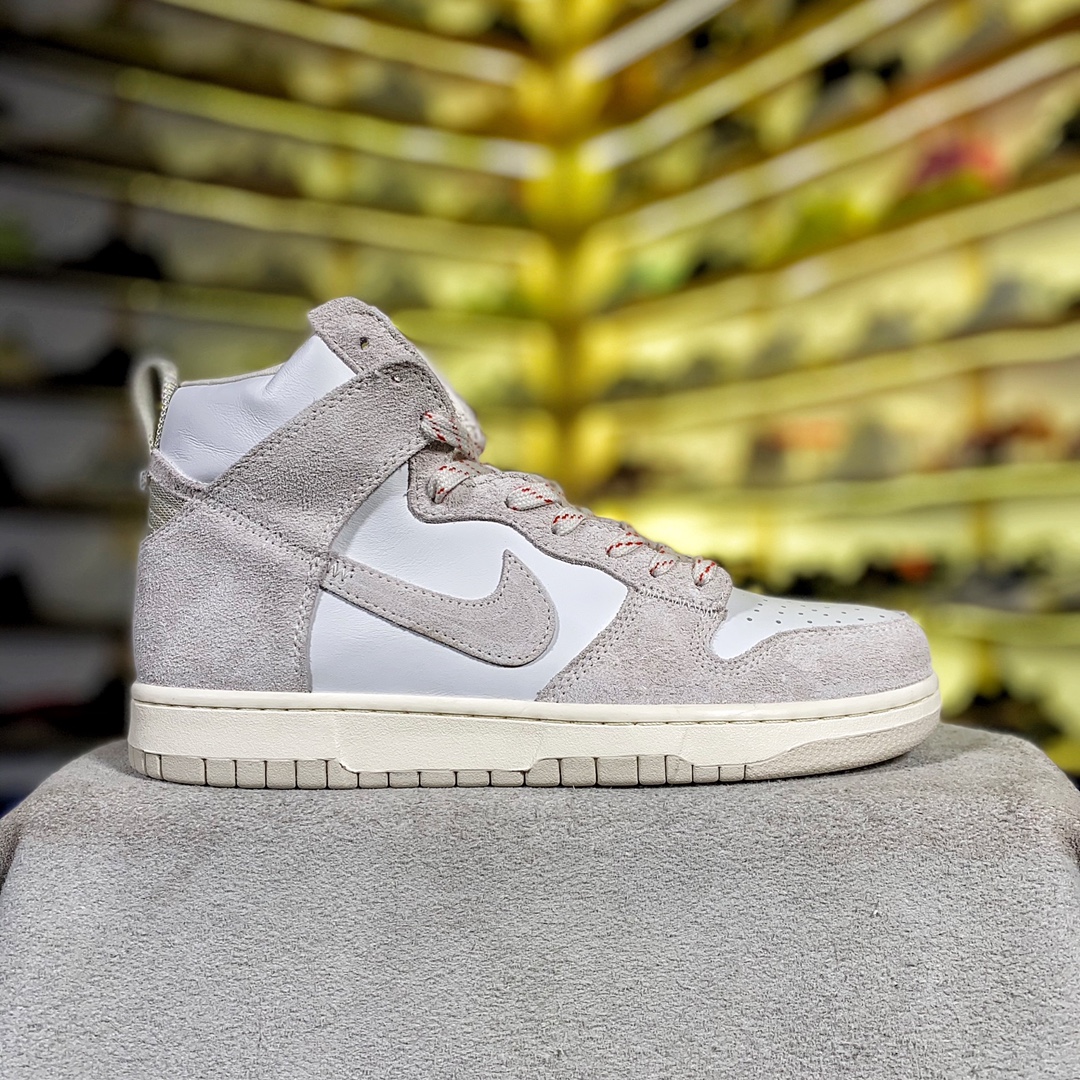 Dunk High 高帮奶油白最高规格用料 堪称奢华的材质搭配货号 ：CW3092- F5 尺码 ：36-46带半码