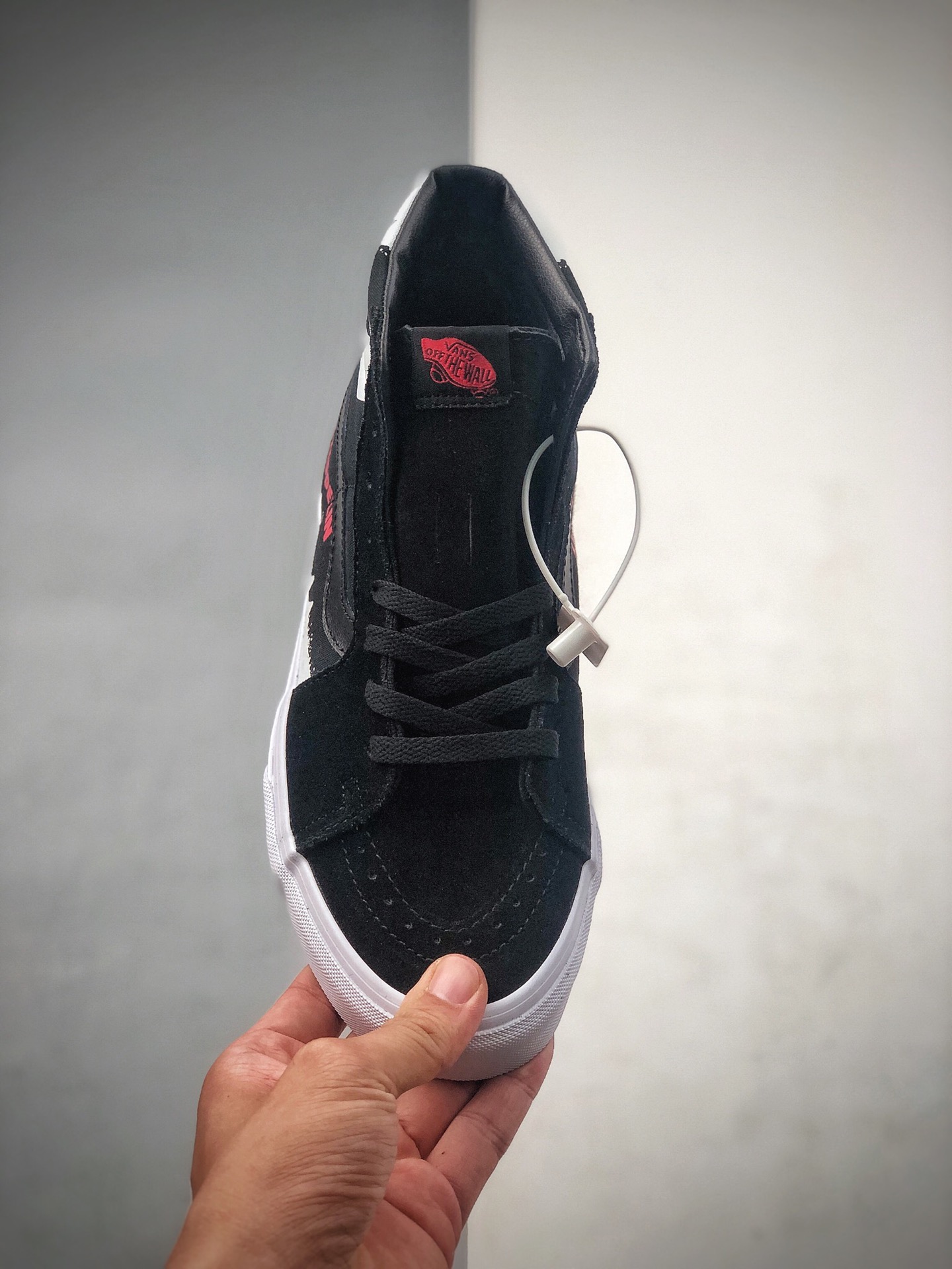 160  万斯Vans 高帮 乐队联名 黑白色 齐柏林飞艇X Led Zeppelin 50周年 or乐队联名Sk8-Hi 高帮男女板鞋