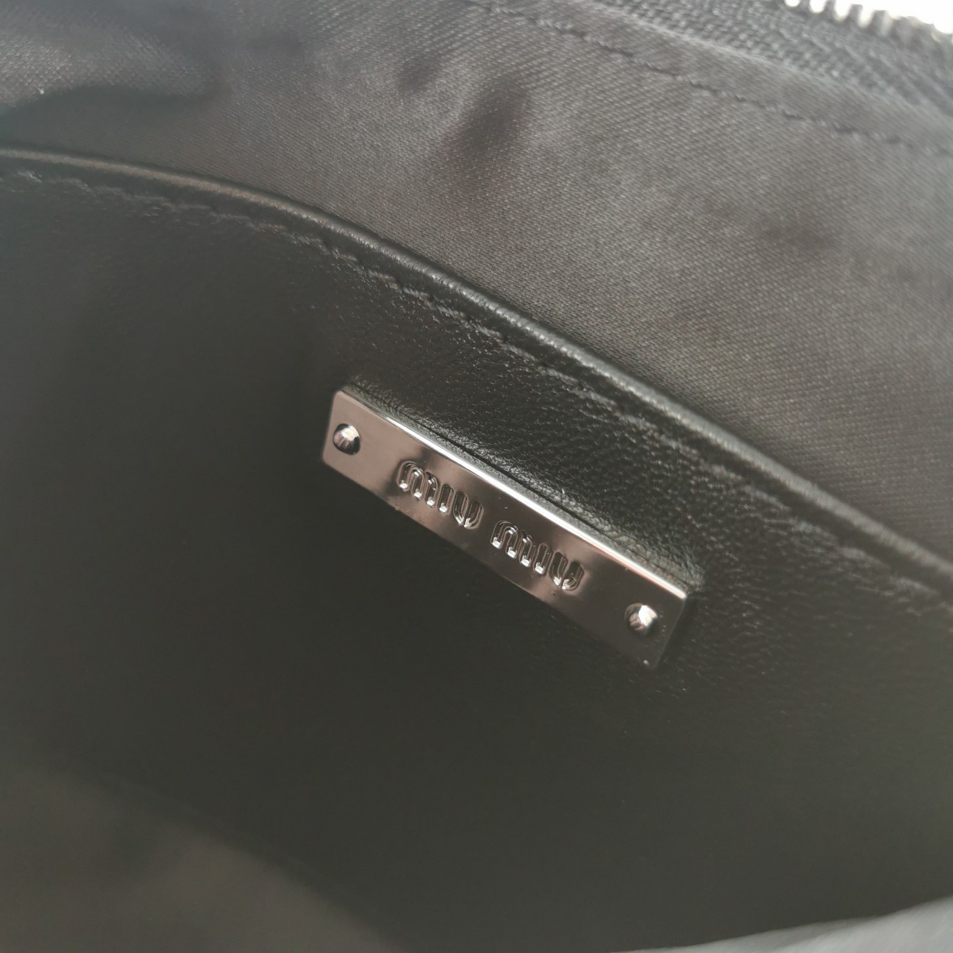 MIUMIU缪缪Cloquet进口小羊皮半圆腋下钻石链条包5BH189