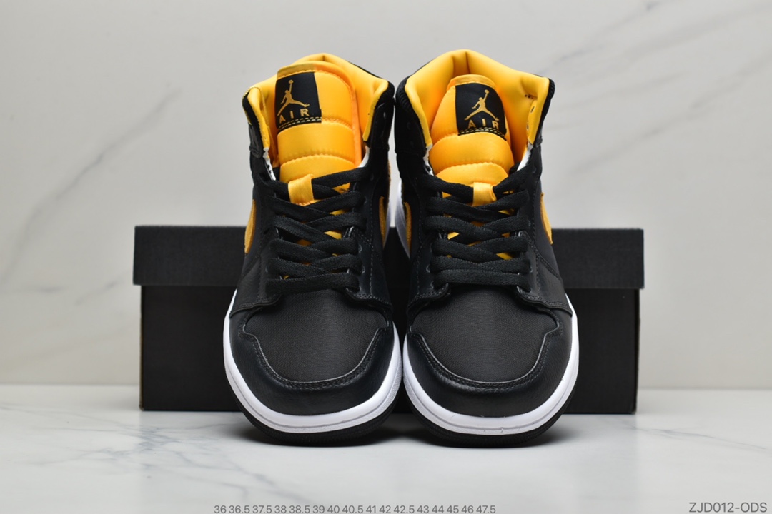240 公司级Air Jordan 1 Mid AJ1乔1中帮文化“黑金灯芯绒”篮球鞋 CI9352-001