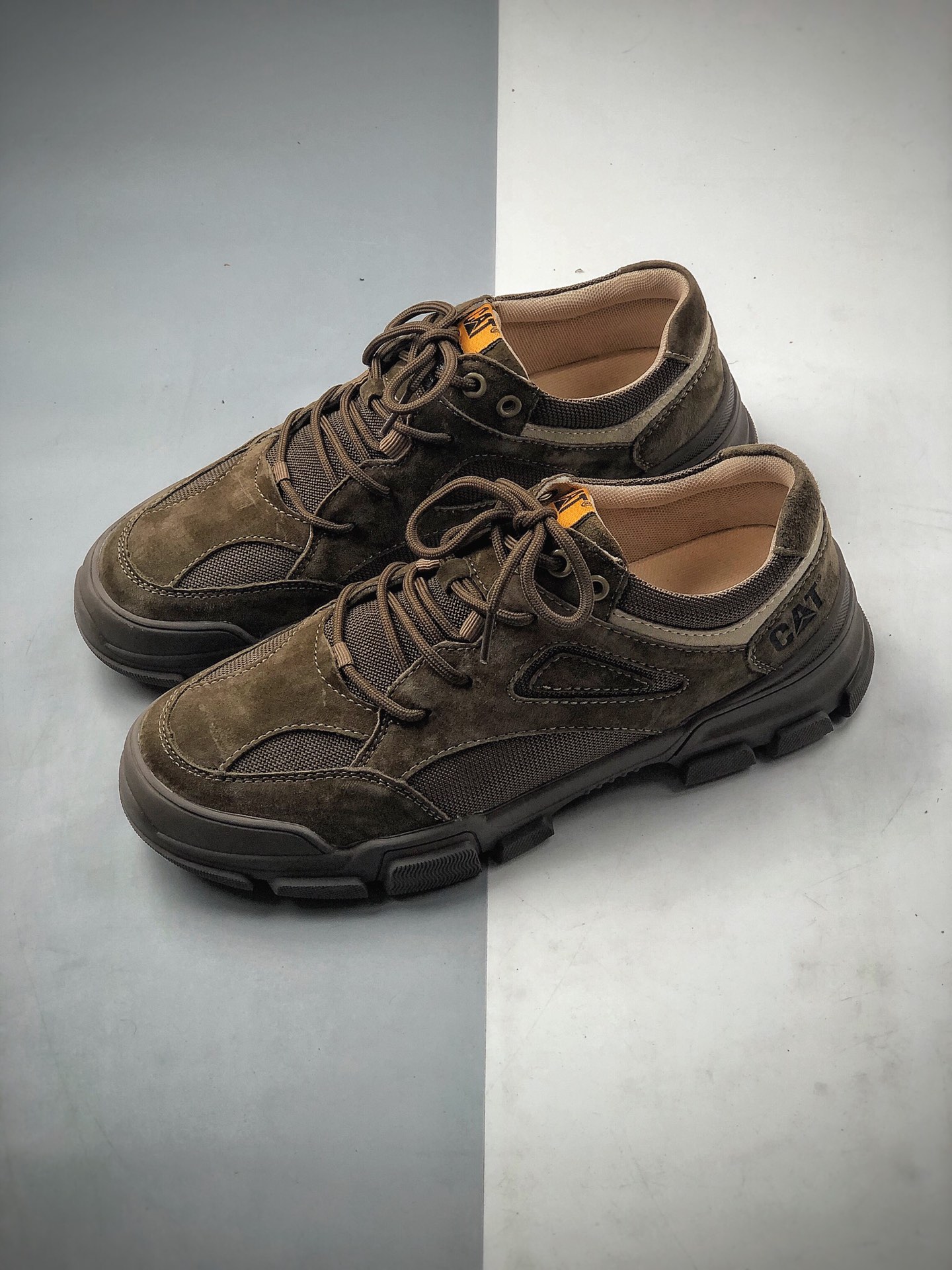 250 CAT FOOTWEAR/ CAT  卡特P722026休闲复古潮鞋系列